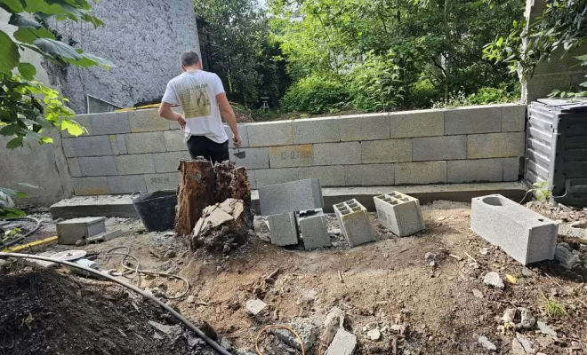Démolition d'un mur mitoyen à Vertou, Châteaubriant, Mangalia Maçonnerie
