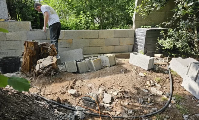 Démolition d'un mur mitoyen à Vertou, Châteaubriant, Mangalia Maçonnerie